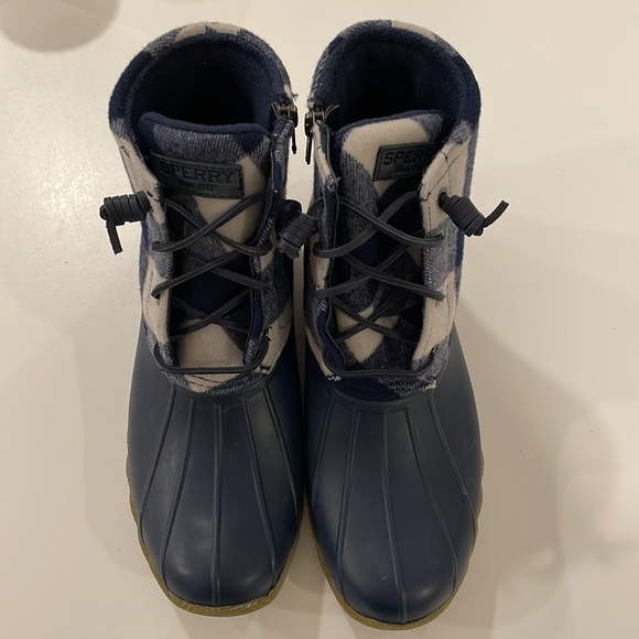NEW Sperry Women's Saltwater Buffalo Check Duck Boot in blue/white size 9 - Picture 5 of 12